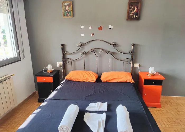 Cerca De Padron Santa María